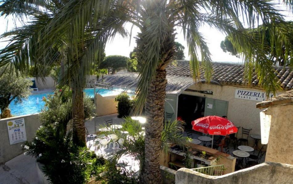 Mobile Home In Frejus, South Of France מראה חיצוני תמונה