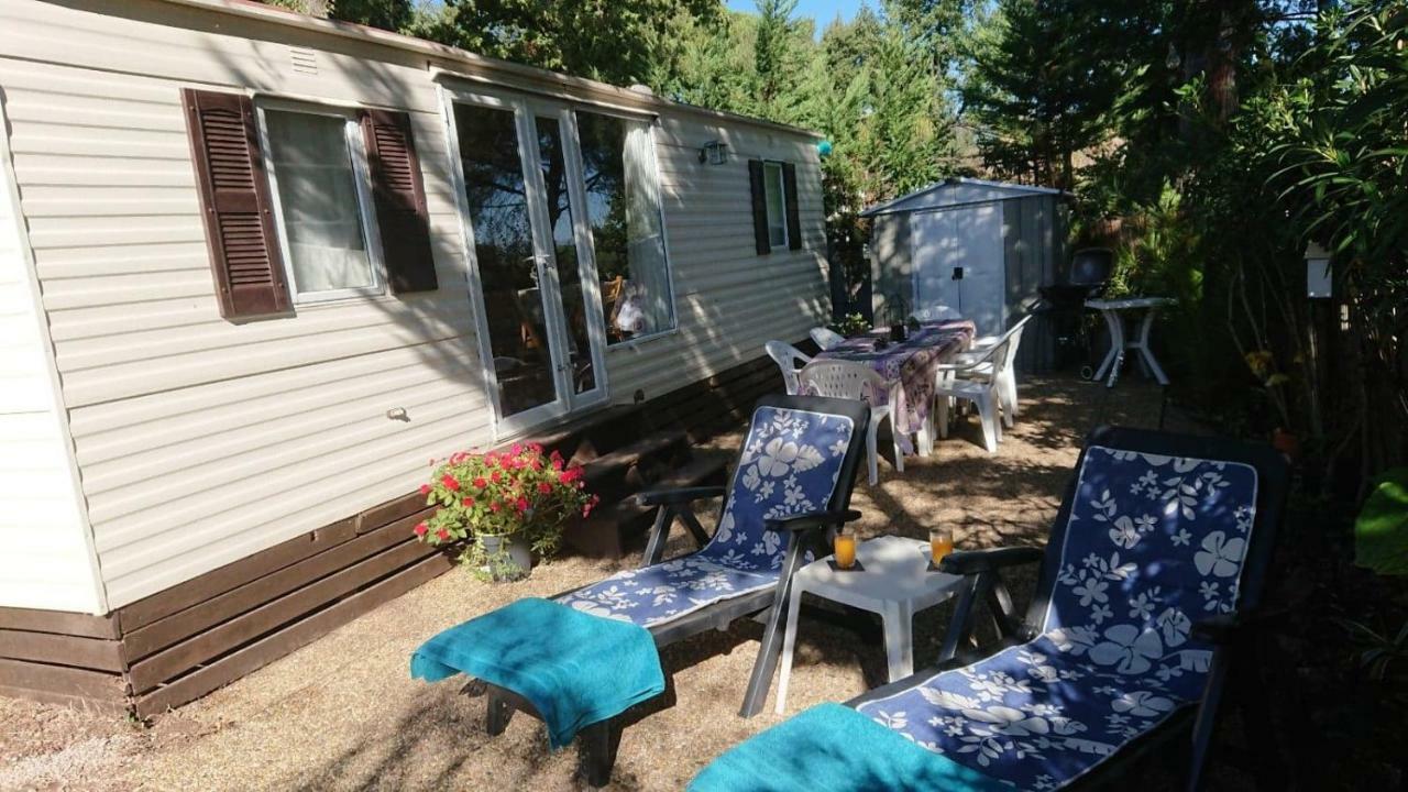 Mobile Home In Frejus, South Of France מראה חיצוני תמונה
